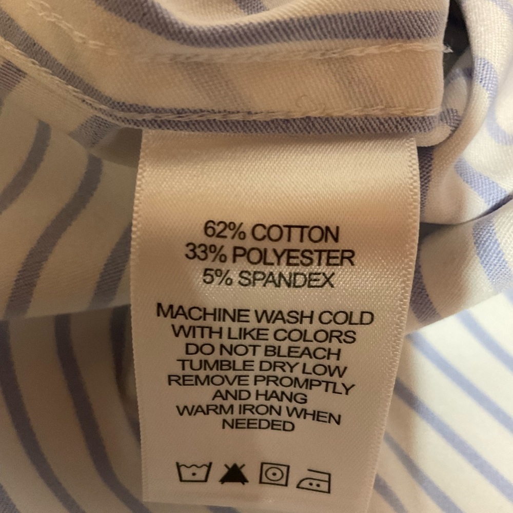 FoxCroft Ladies Shirt New Without Tags Size 4 - Picture 7 of 7